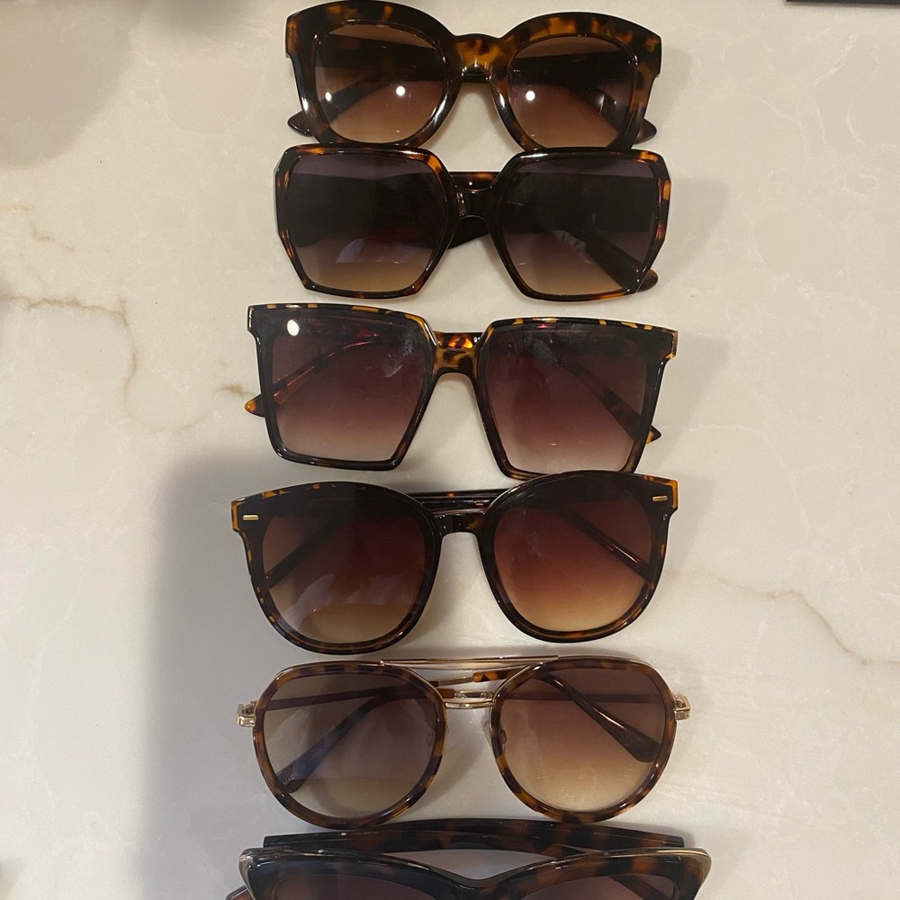 6 pairs of sunglasses